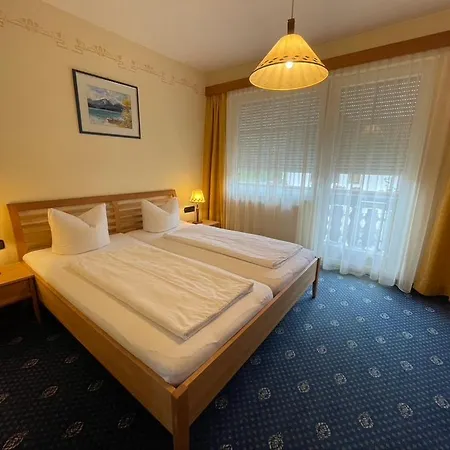 Gaestehaus Trink 3* 드로볼라흐암파케르시