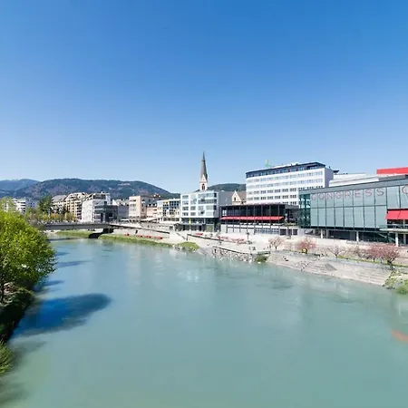 게스트하우스 Gaestehaus Trink 드로볼라흐암파케르시