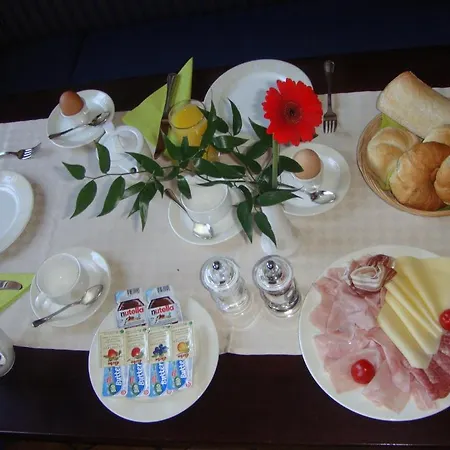 Gæstehus Gaestehaus Trink B&B