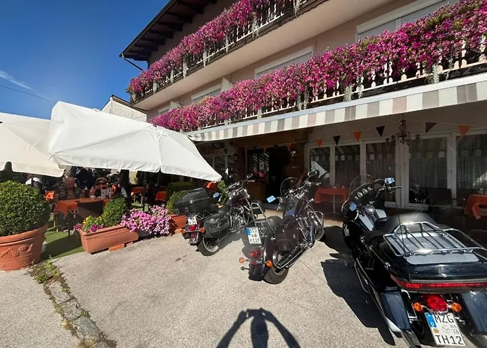 בית הארחה Gaestehaus Trink 3*